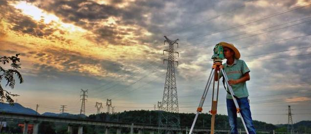 ��֪��ע����ʦ�Ͷ����ĸ��Ѷȴ���