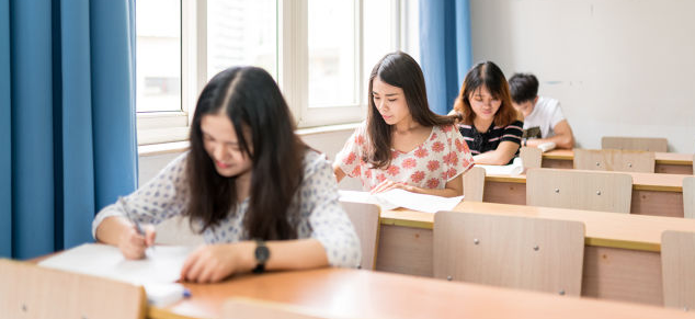 ��������ʦ�������Ƕ��٣���������ʦ�ÿ���