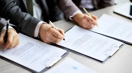 �б�ʦ����һ���Ƕ��٣�