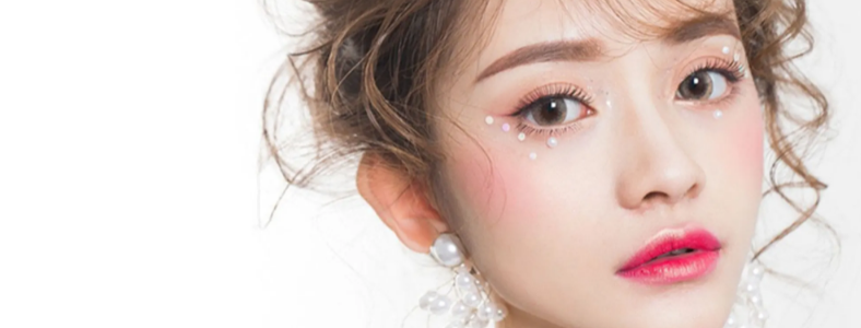 ȥ��ױѧУѧ��ױҪ����Ǯ