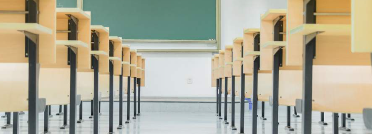 �ɽ�ר����ѧ������������Щ