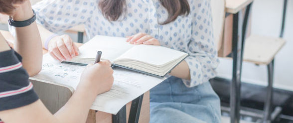 һ����������ʦ���Գɼ���ѯ����