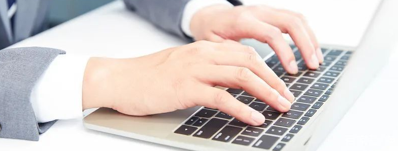 ���繤��ʦ��ѵ��Ҫ����Ǯ