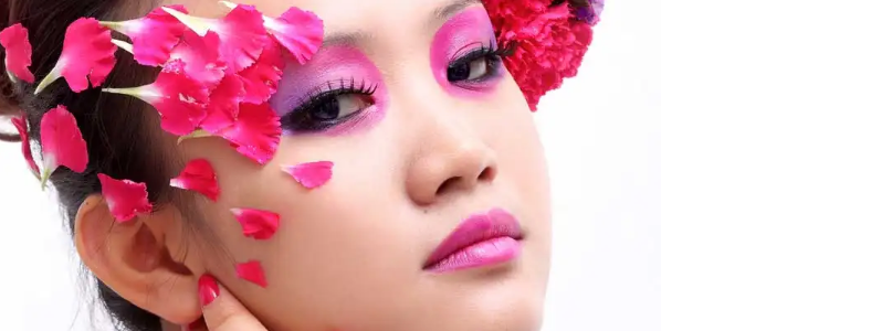 ����Ů��ѧ��ױ��ǰ;��