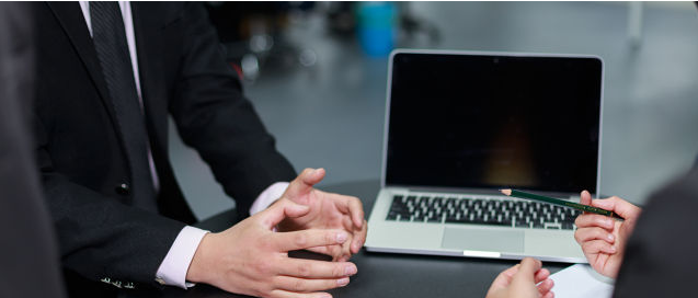 �м�����ʦ�������űȽϼ�