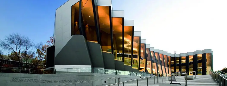 �Ĵ����ǹ�����ѧѧ��һ�����Ǯ