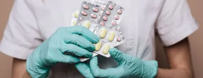 ������ҩʦ�ı�������