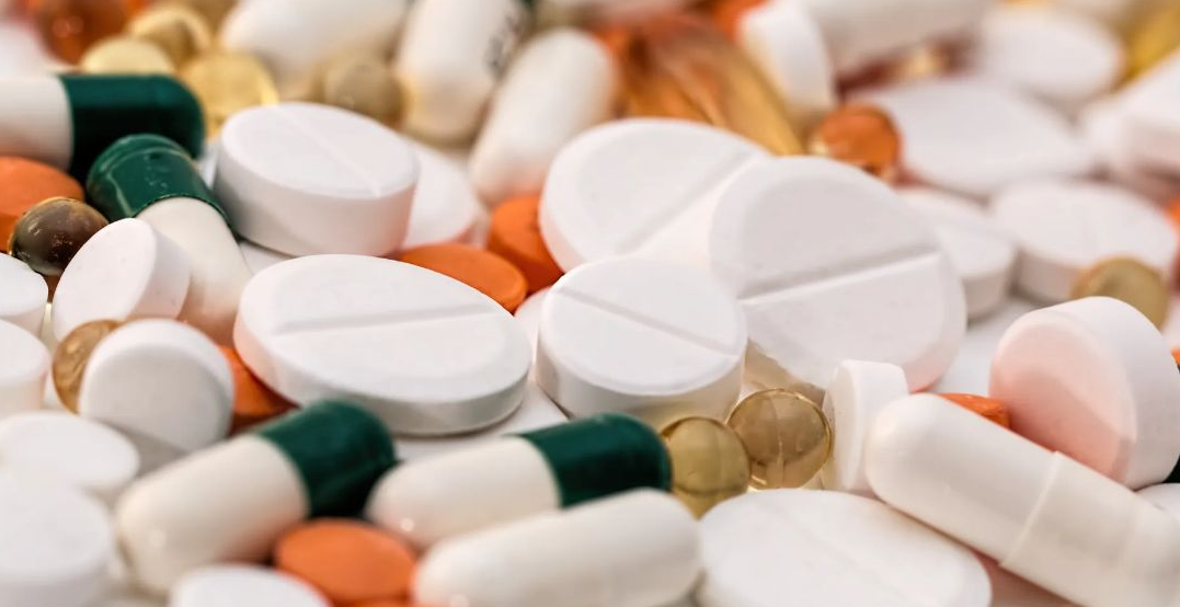 ִҵҩʦ��ҩ��ʦ����������Щ