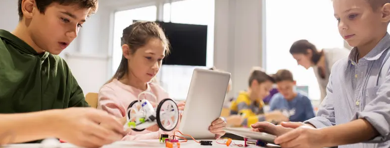 �ٶ������˱�̽���