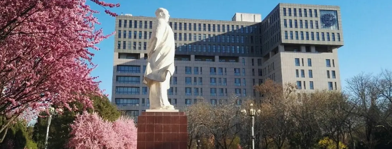 �й����ʴ�ѧ�о�����������