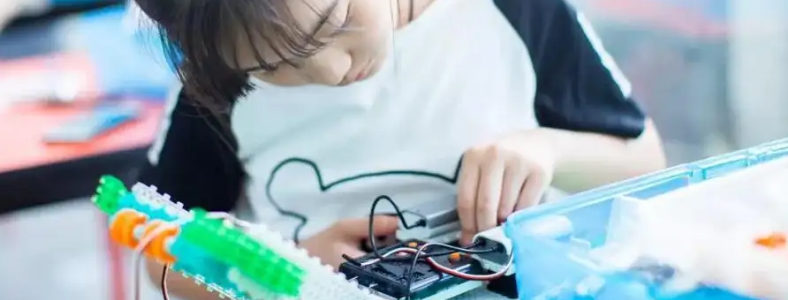 �����˱����ѵ