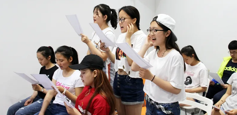 �տ��Ļ��θ�����������ã�