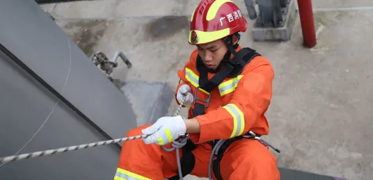 ������������ʦ֤Ҫ�����