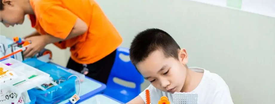 �Ϸ��ٶ�scratch�����ѵ�ٶ��������Щ����