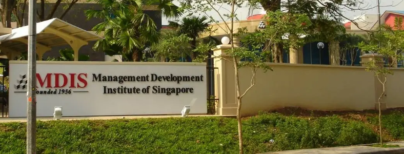 �����¼�����ѧ�н鹫˾