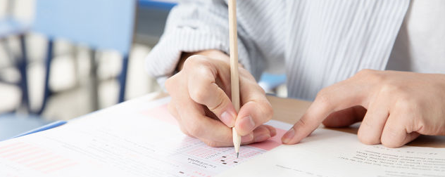 ����������ѵ��ְ�о�������Ҫ��У�Ͽ���