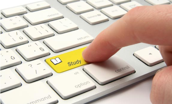 ʯ��ׯѧ�и���ѵ������ô��ѡ