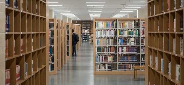 �ɶ���ѧ��ѵ��ѧ������������Ĵ�ѧ����Щ