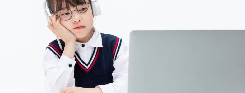 �Ϸ��ٶ������ѵ�γ�