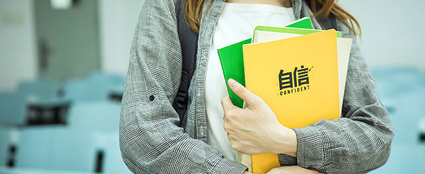 ������ѵ���������µ�����