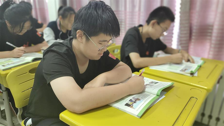 ��ͨ���Ļ��μ�ѵ��