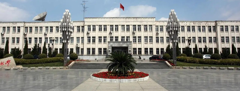 ����ʦ����ѧ�����Ѷ��ж��