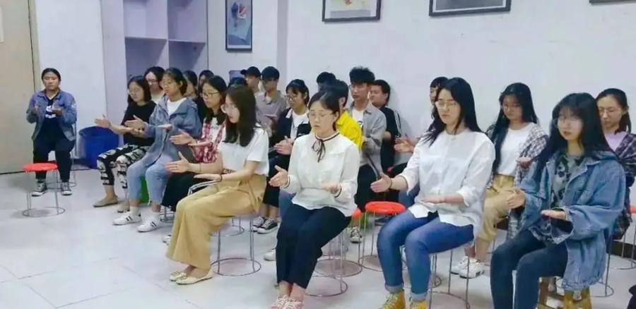 ɽ���տ��Ļ�����ѵ