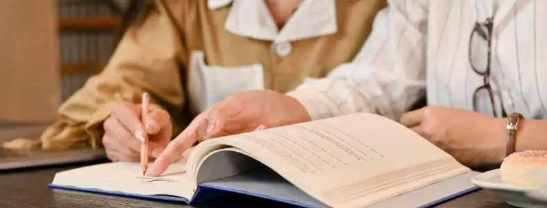 ����һ���ߵ���ֵ����