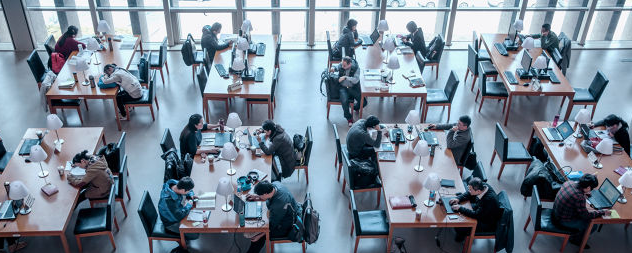 �ӱ���ְ�о���һ���շѶ���Ǯ