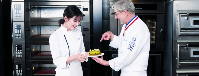 ������ɭ������൰����ѵѧУ��ô��