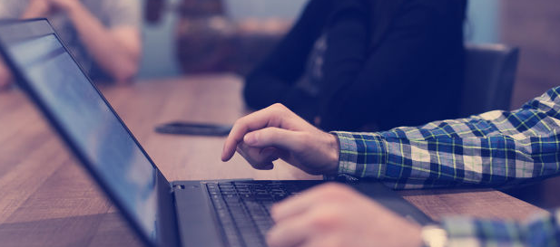 Ӧ���ҵ�����е�����