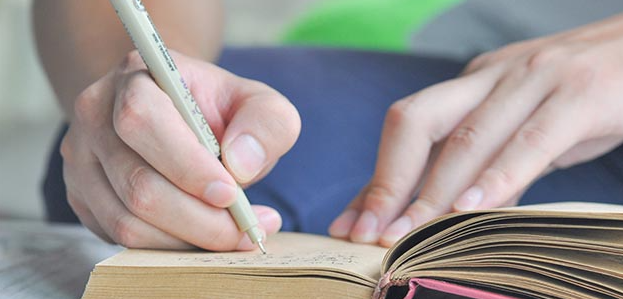 ʯ��ׯС�и���ѵ����ôѡ