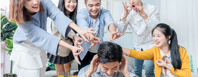 �人�������Ļ��θ�����������������Щ