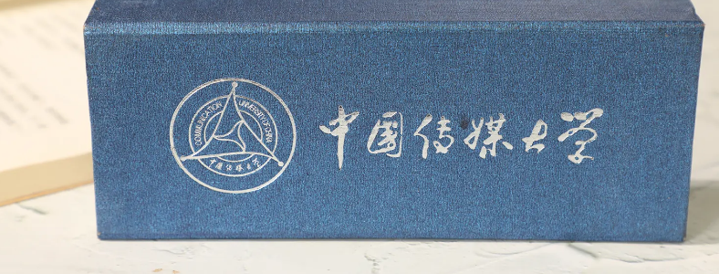 �й���ý��ѧ����רҵĿ¼