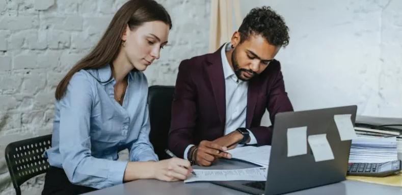 UI�����ѵ�ʺ���Щ�ˣ�