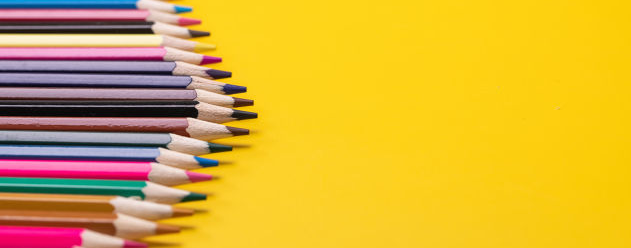 ui����ʺ�Ů��ѧ��