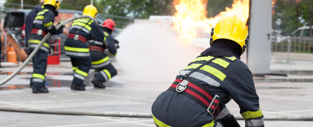 ��ר����������������ʦ��Ҫ���꾭��