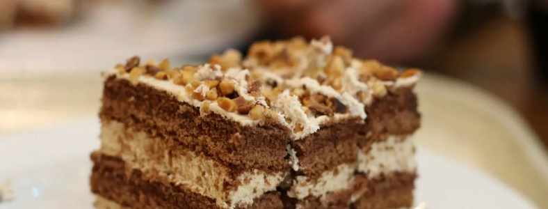 ���ݺ決ѧУ�ĸ���