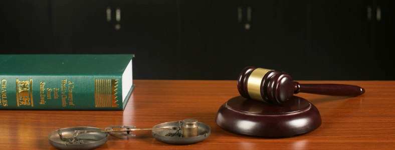 ����ְҵ�ʸ�֤�麬����