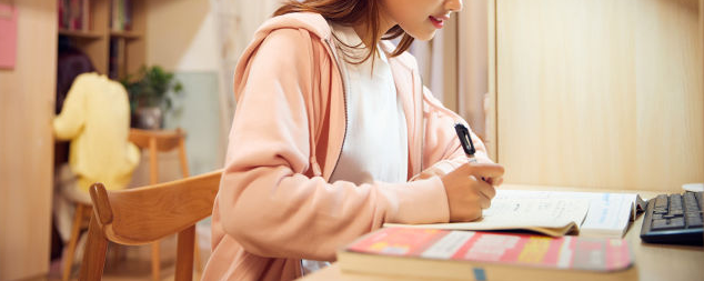 ʯ��ׯѧ�и����ﱸ������