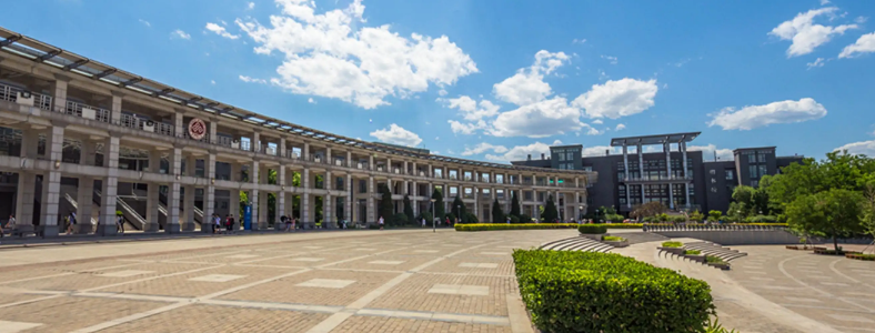 Ӣ�﷭��רҵ����ѧУ�Ƽ�