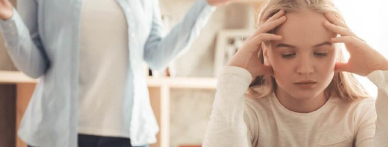 �����ܽ�����ĳ���Ů��