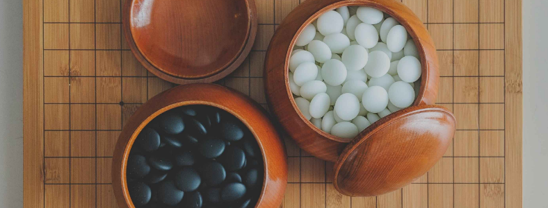 �Ϻ�Χ����ѵ�ļұȽϺ�