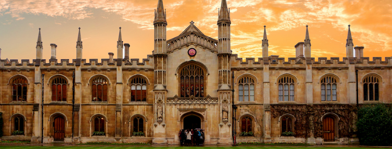 Ӣ������ѧ��ѧ����Ҫ��