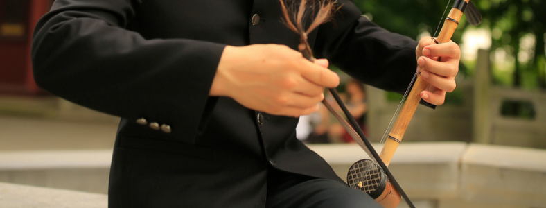 �Ϻ��غ���ͬ��ѧ