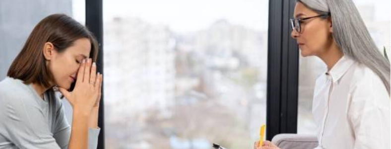 ������������ѯʦ�ʸ�֤��