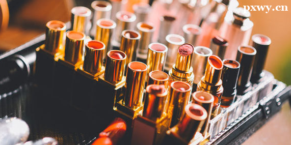 �����ױ��ѵ�۲���覻�ױ����