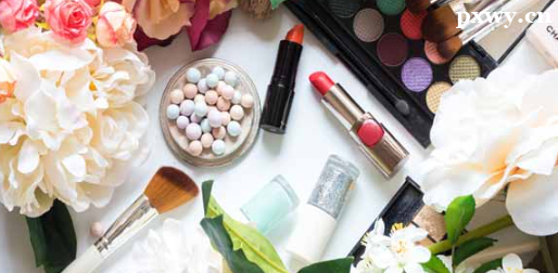 ������ױ��ѵ�촽Ϳ�ں����Ƥ����ô����