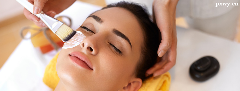 ��������������ѵ���ļҺ�