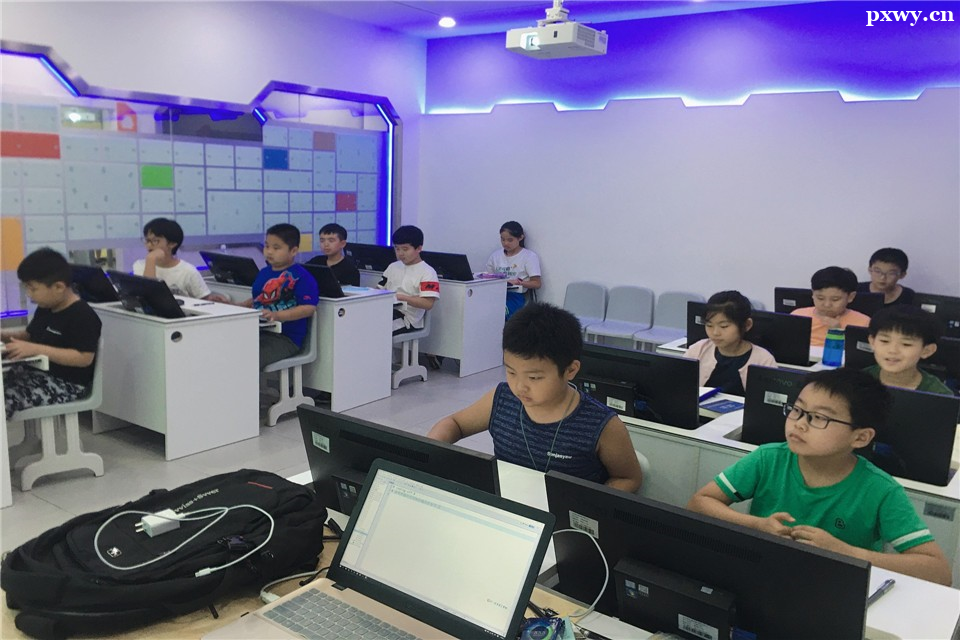 �ٶ������ѵ��